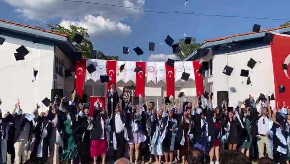 Çine MYO, mezunlarını uğurladı